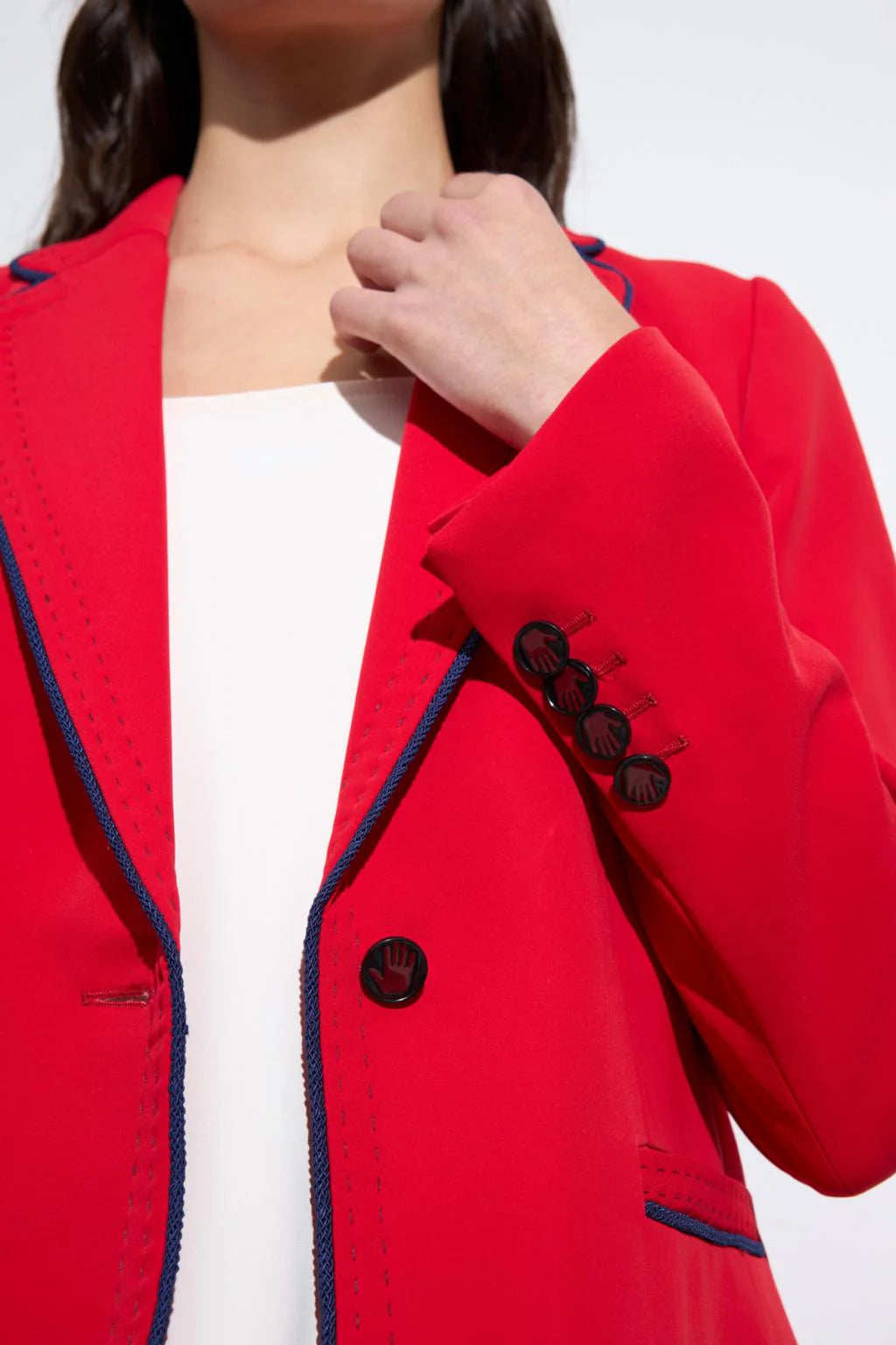 Bariloche Aljariz red women’s blazer cuff button detail