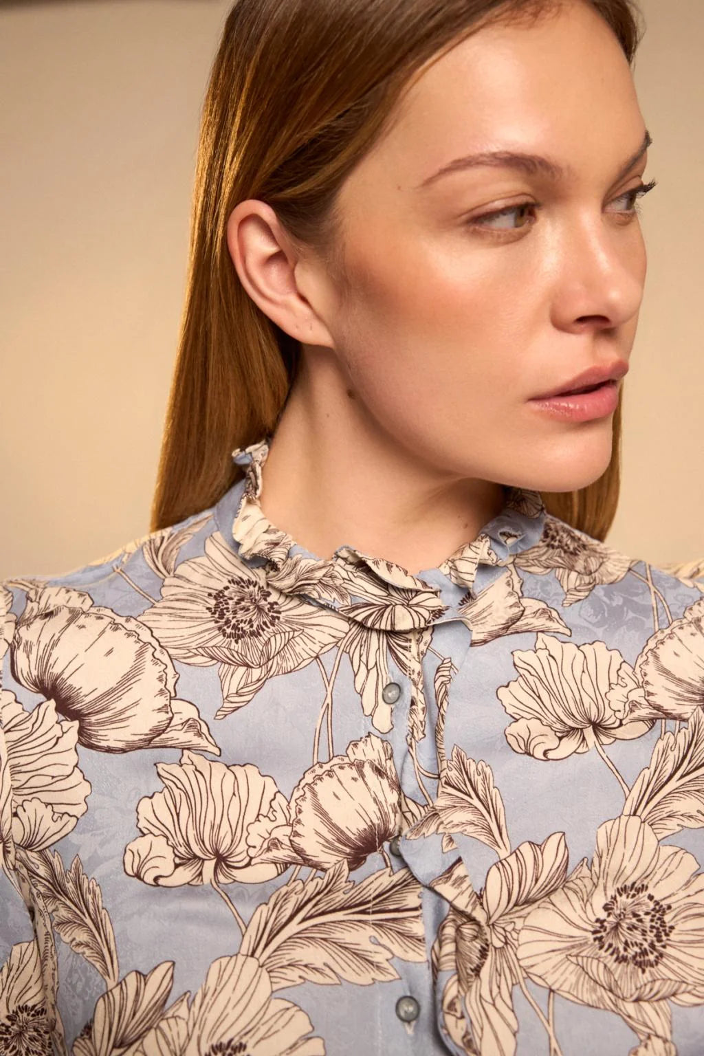Bariloche Burriana floral shirt – ruffled mandarin collar detail