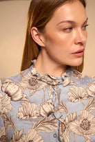 Bariloche Burriana floral shirt – ruffled mandarin collar detail