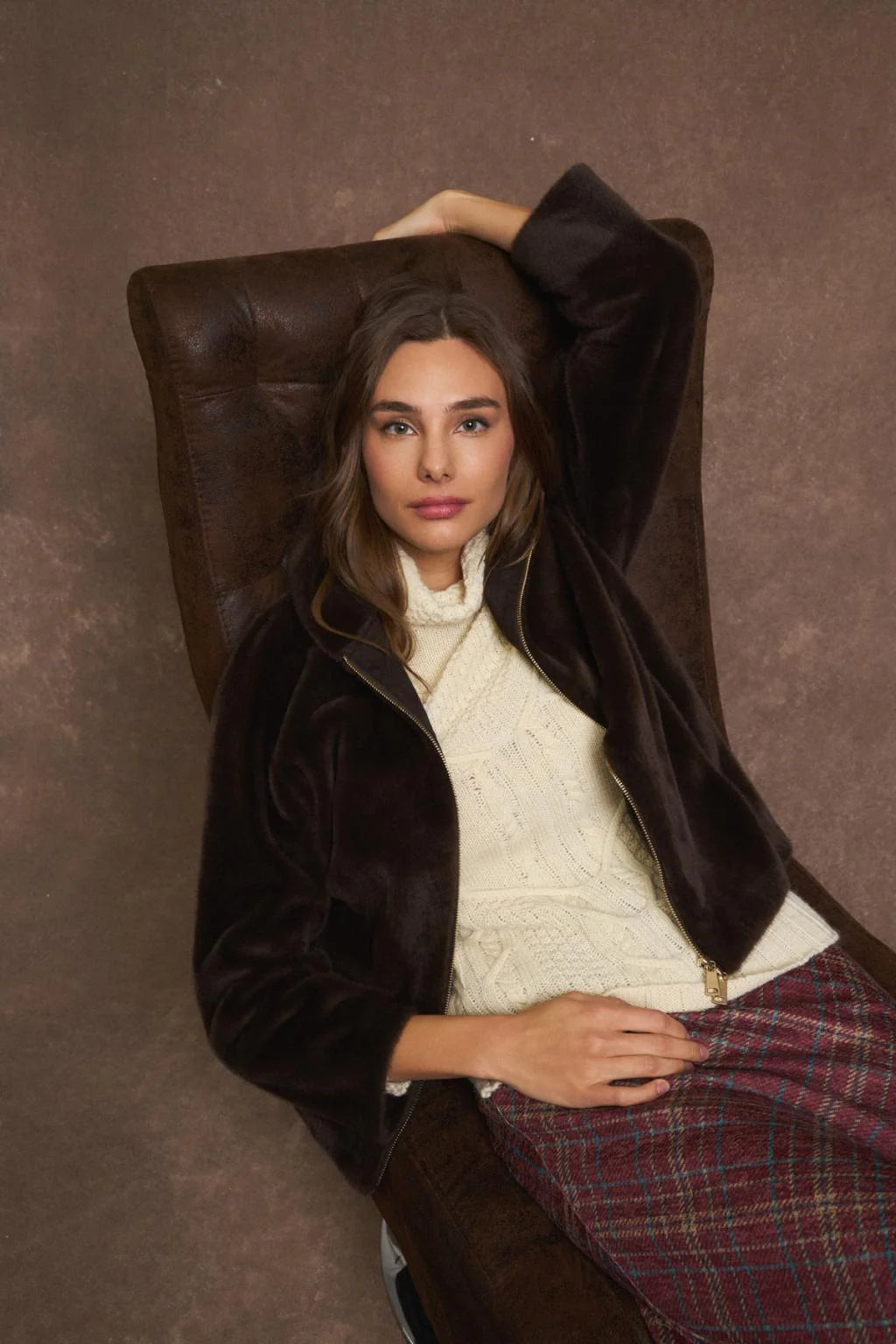 Bariloche Calipolis brown faux fur bomber jacket with zip front