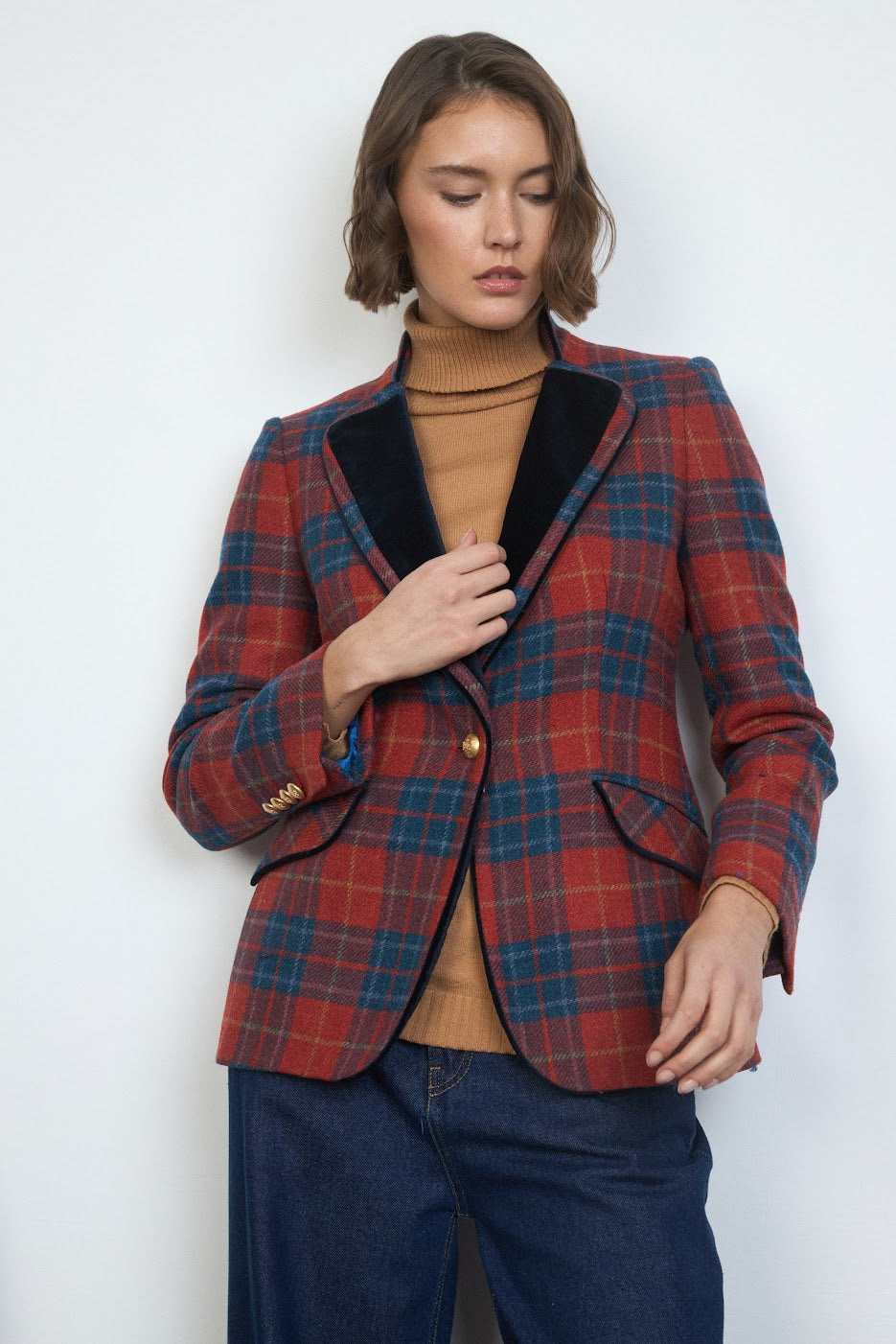 Statement women’s blazer in red and blue check with velvet collar