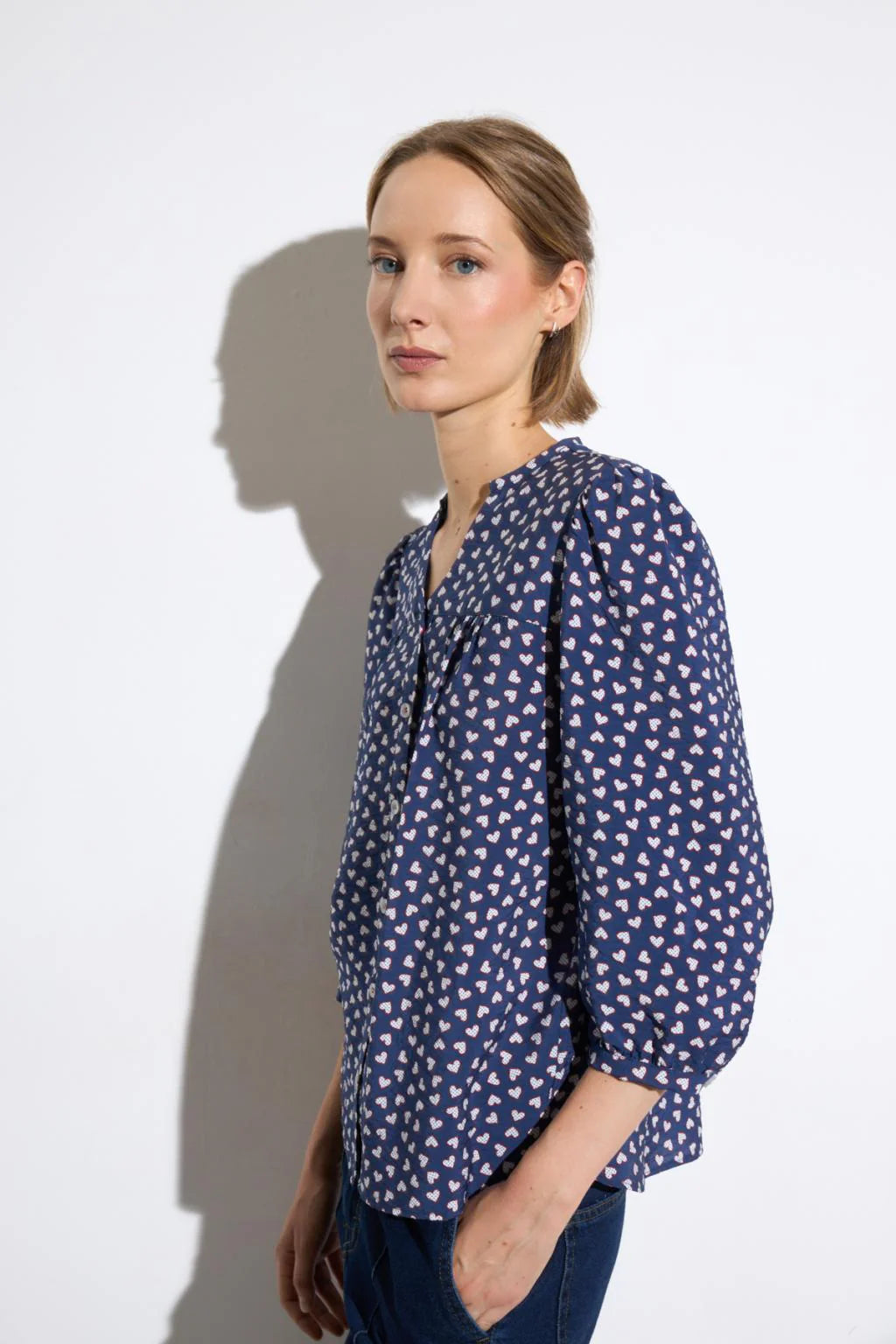 Bariloche Tulipero heart print blouse side view