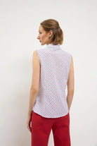 Bariloche Vis blouse back view high neck detail