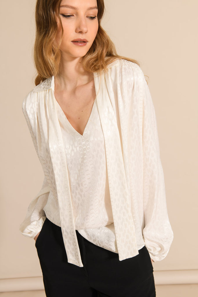 Caroline Kilkenny Benji Cream Tie Neck Chain Link Blouse