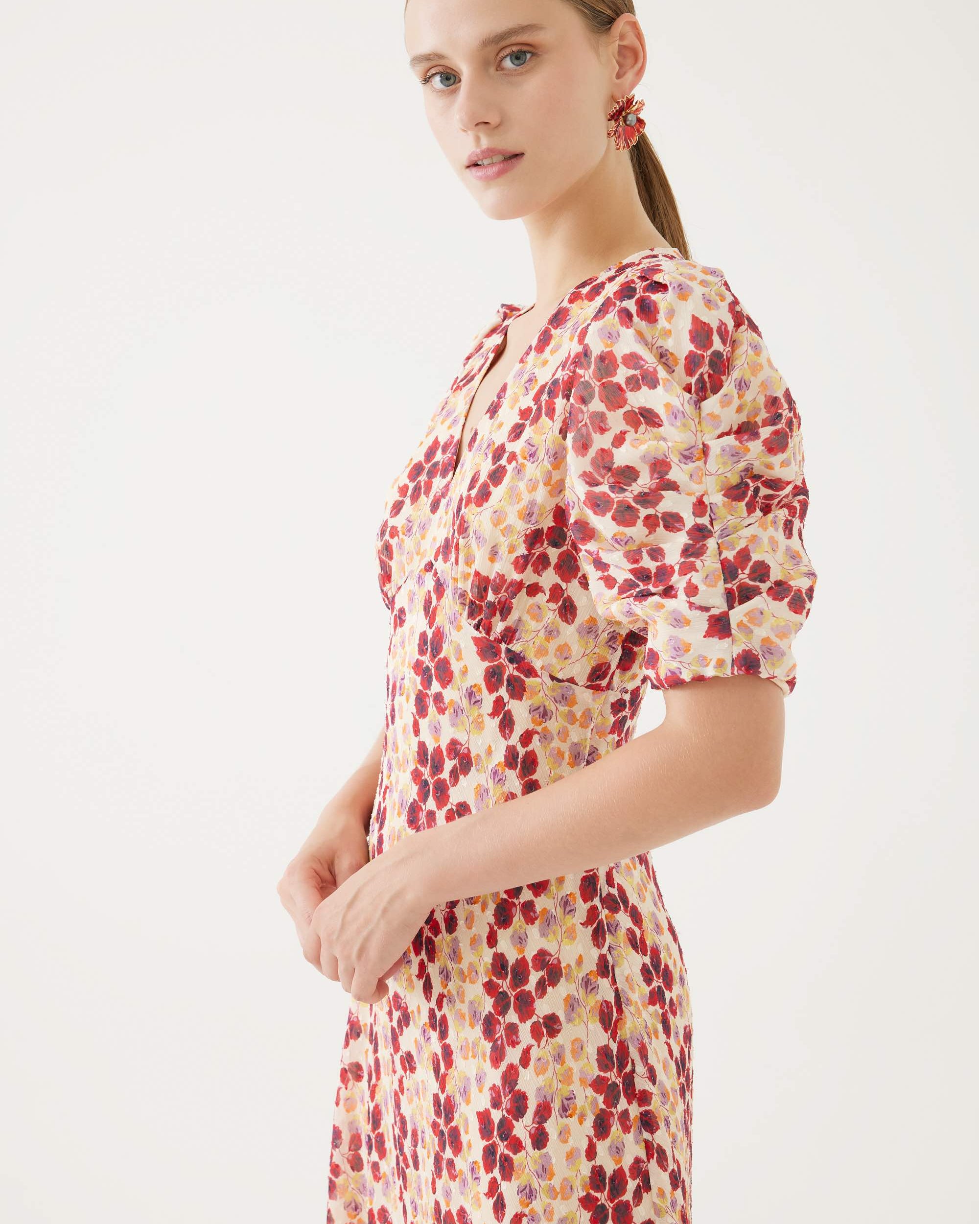 Exquise Leaf Print Floaty Midi Dress With Short Puffed Sleeves