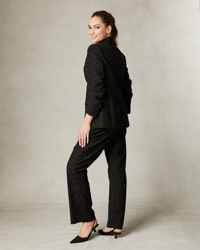 Back view of structured Fee G blazer with vent and clean tailoring