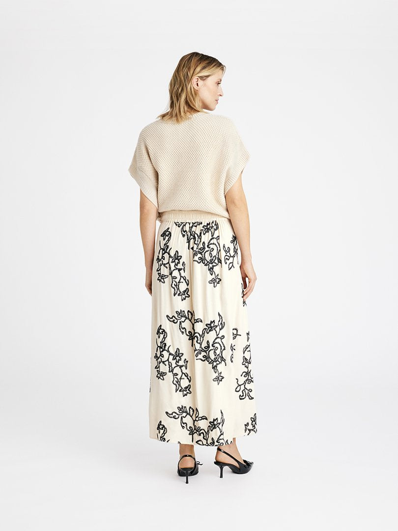 Gustav Mabell Cream/Black Floral Print Skirt From The Back