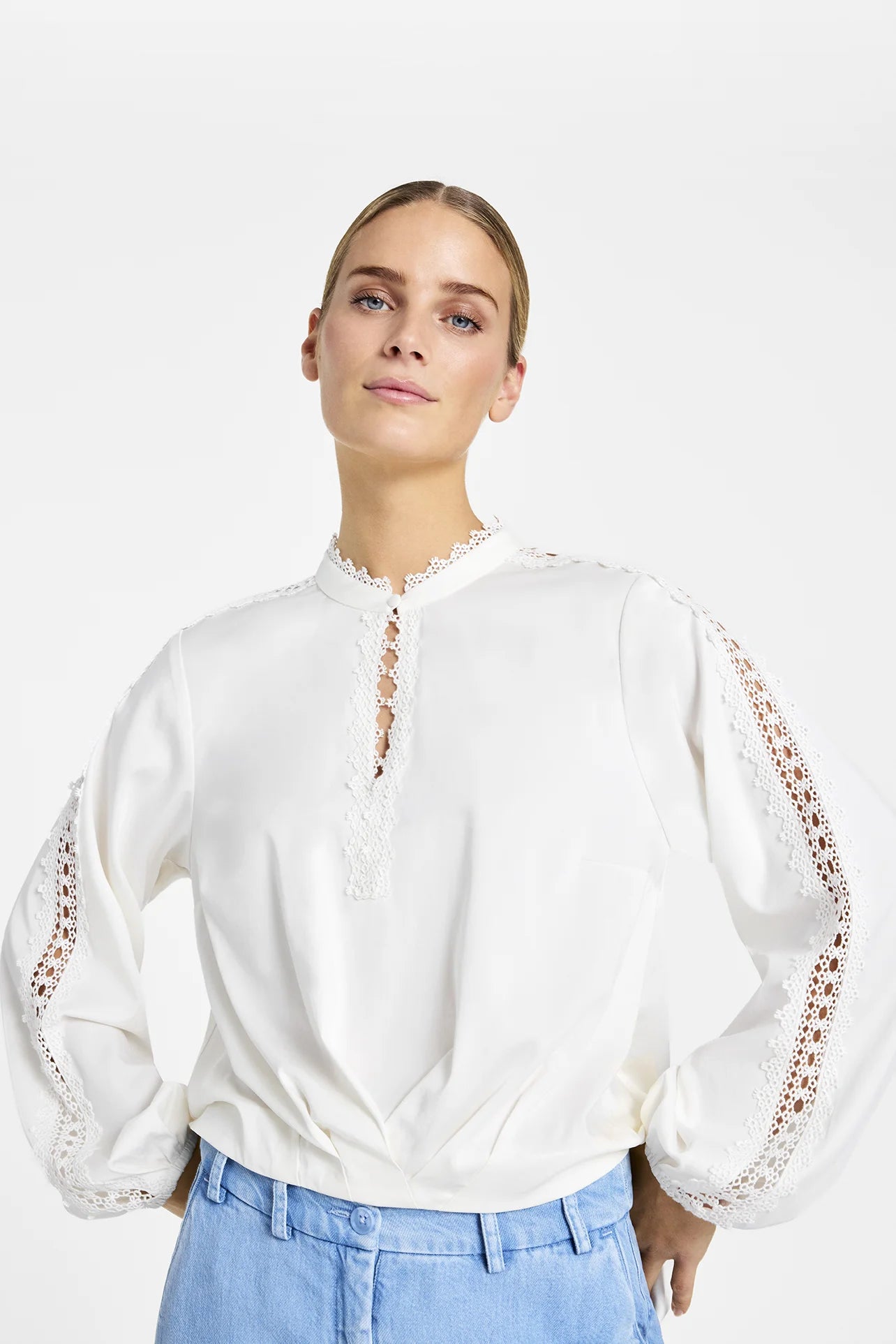 Gustav Lise off white lace trim women’s blouse front view