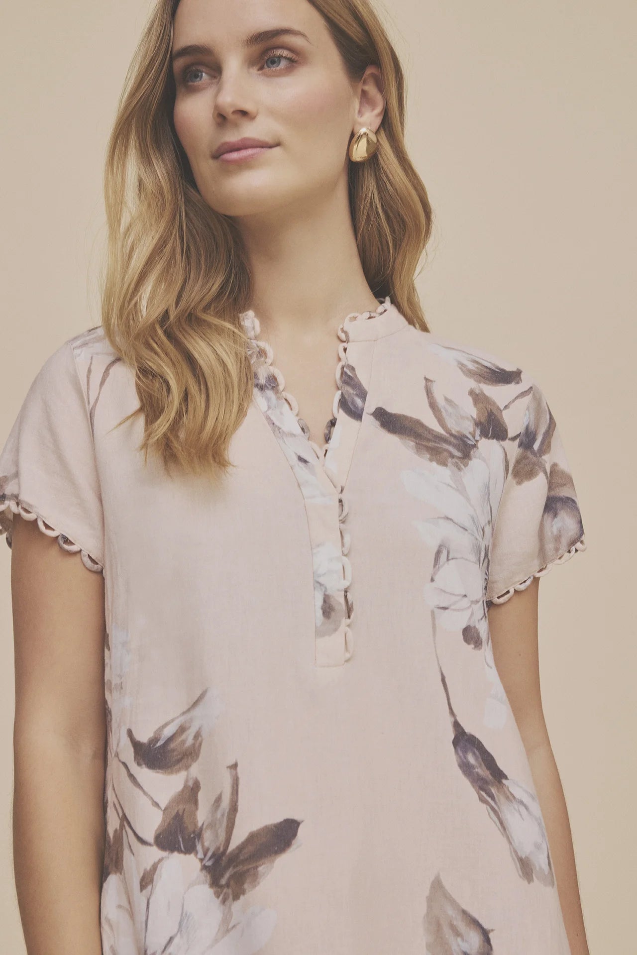     Gustav Madonna floral midi dress neckline detail beige print