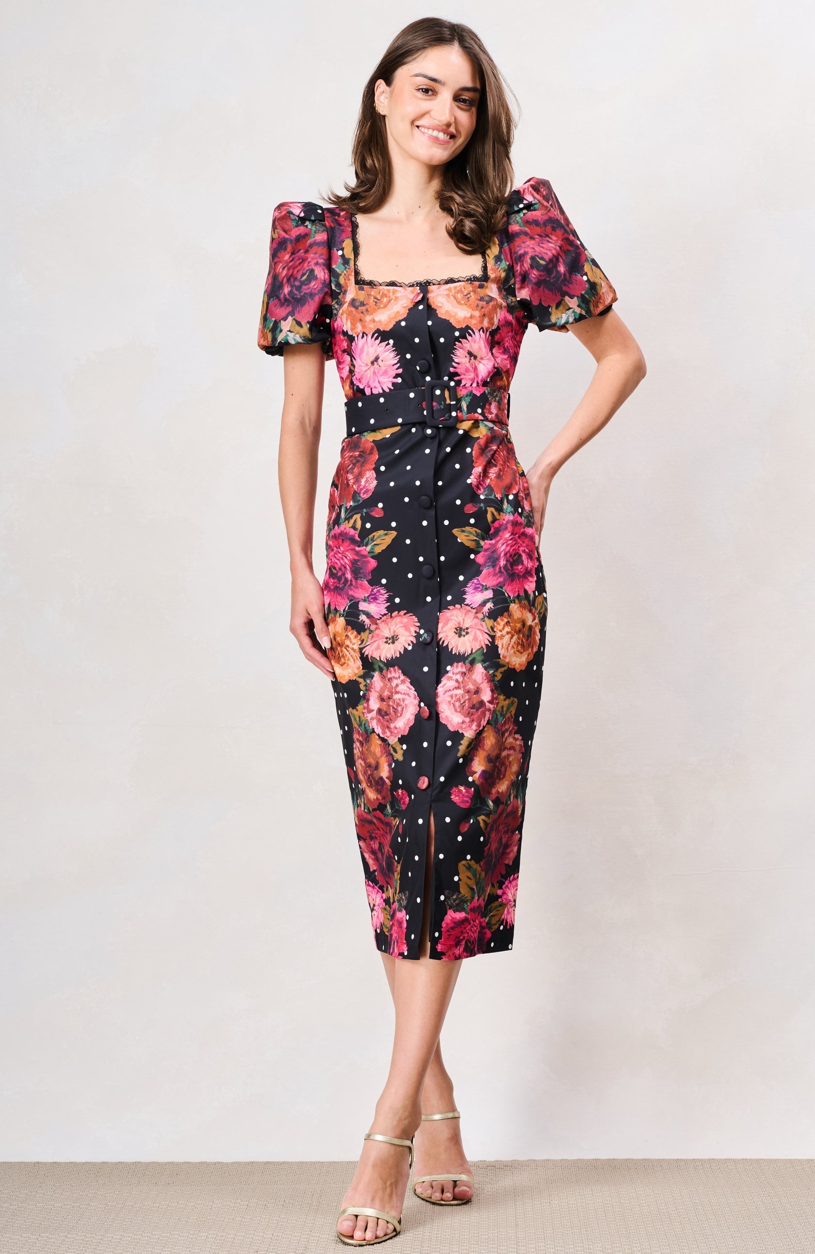 Hope & Ivy Rinna black floral belted pencil midi dress – front model view
