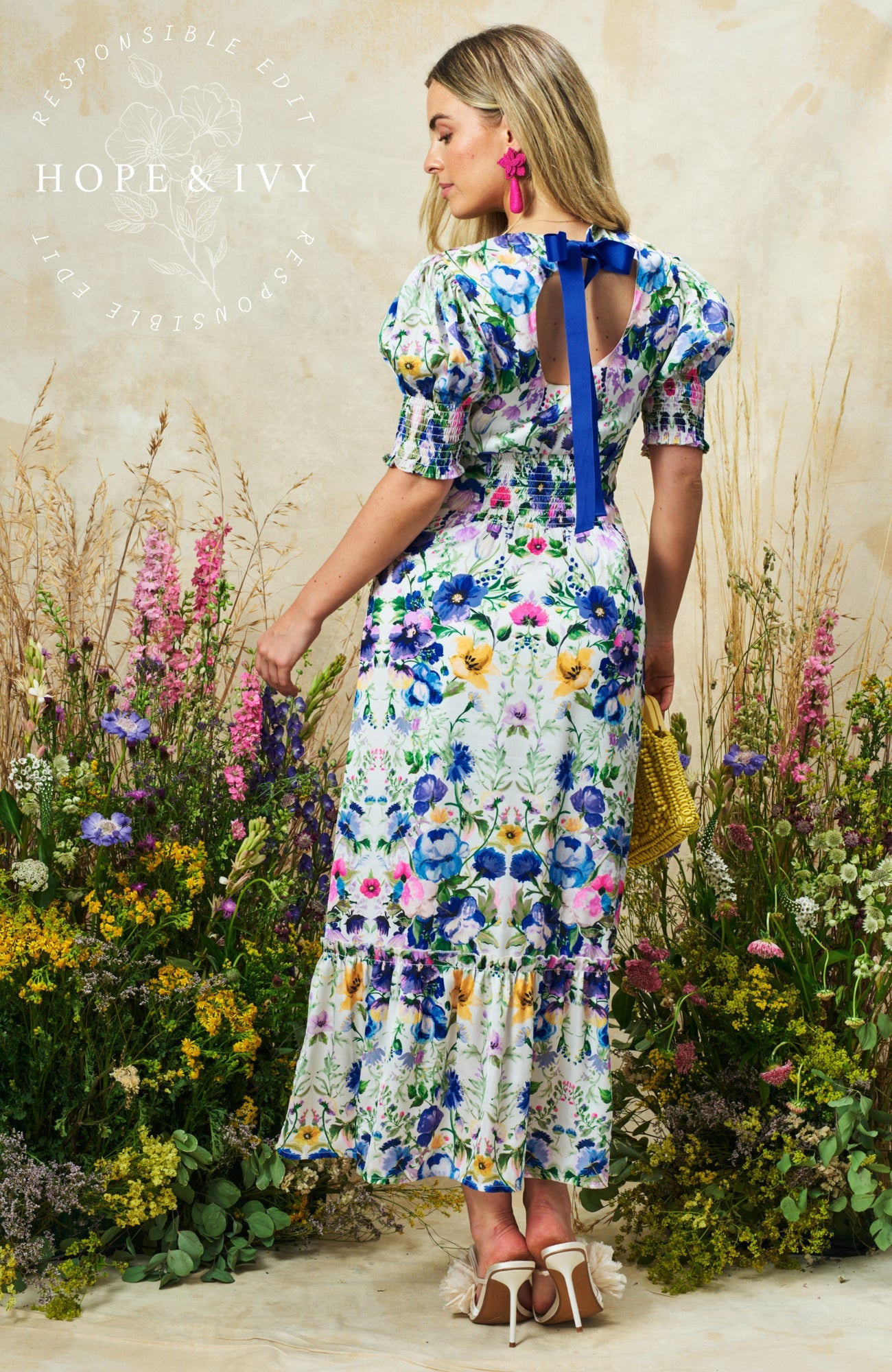 Hope & Ivy Charlotte Ann maxi dress back detail