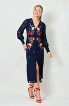 Occasionwear dress by Hope & Ivy styled with heels