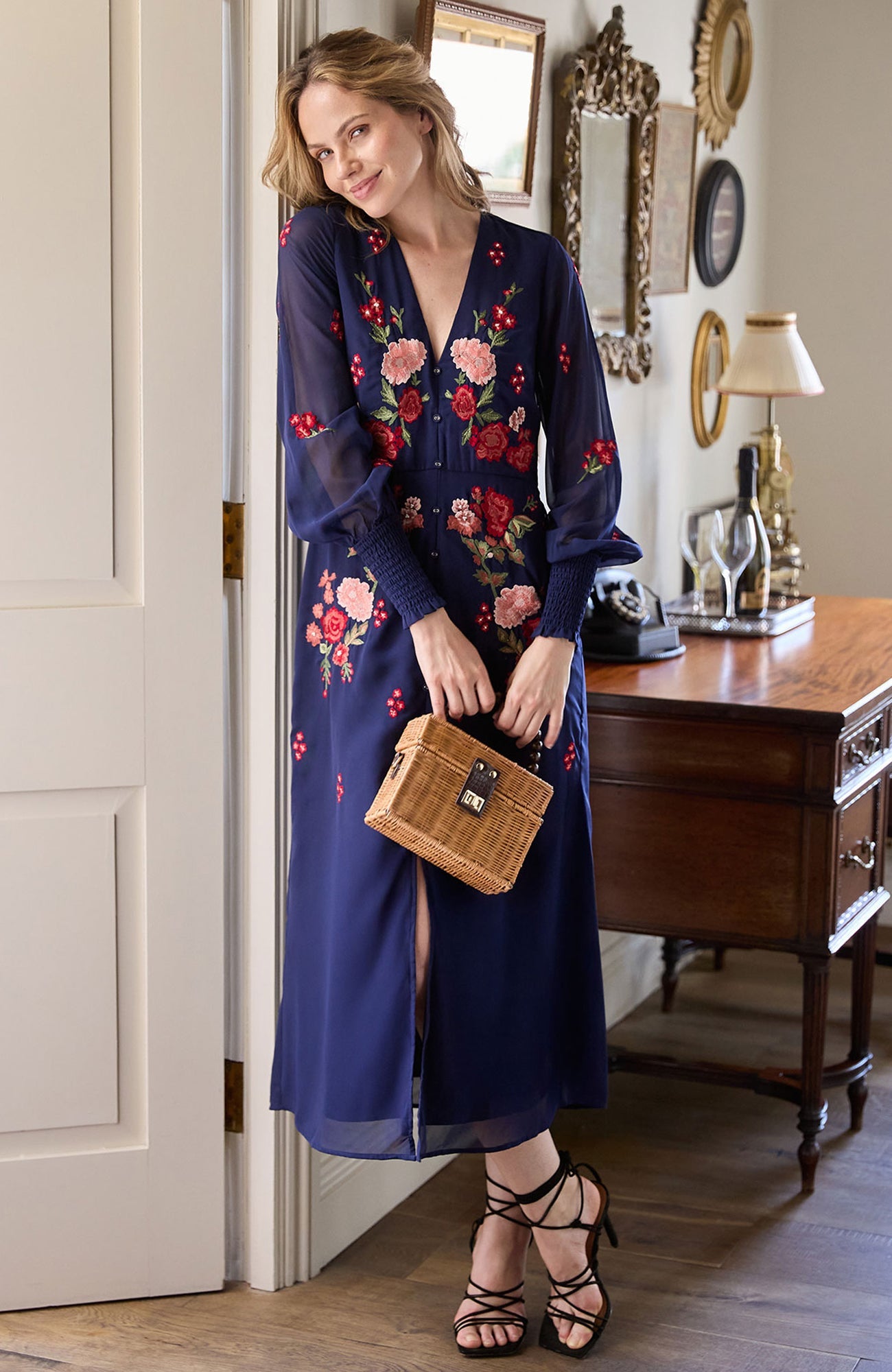 Hope & Ivy navy occasion dress with feminine floral detail