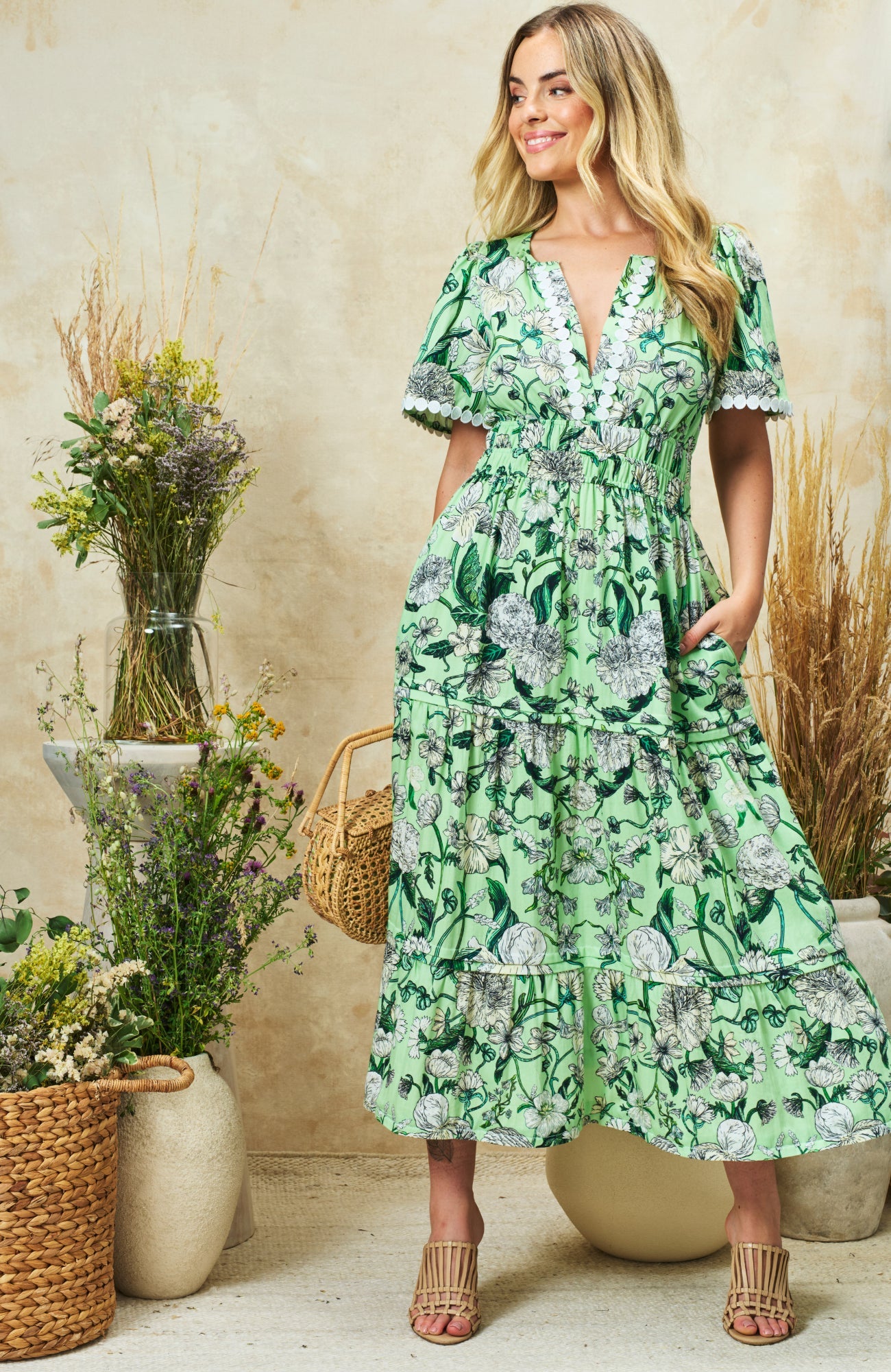 Hope & Ivy Sylvie tiered green floral maxi dress full length view