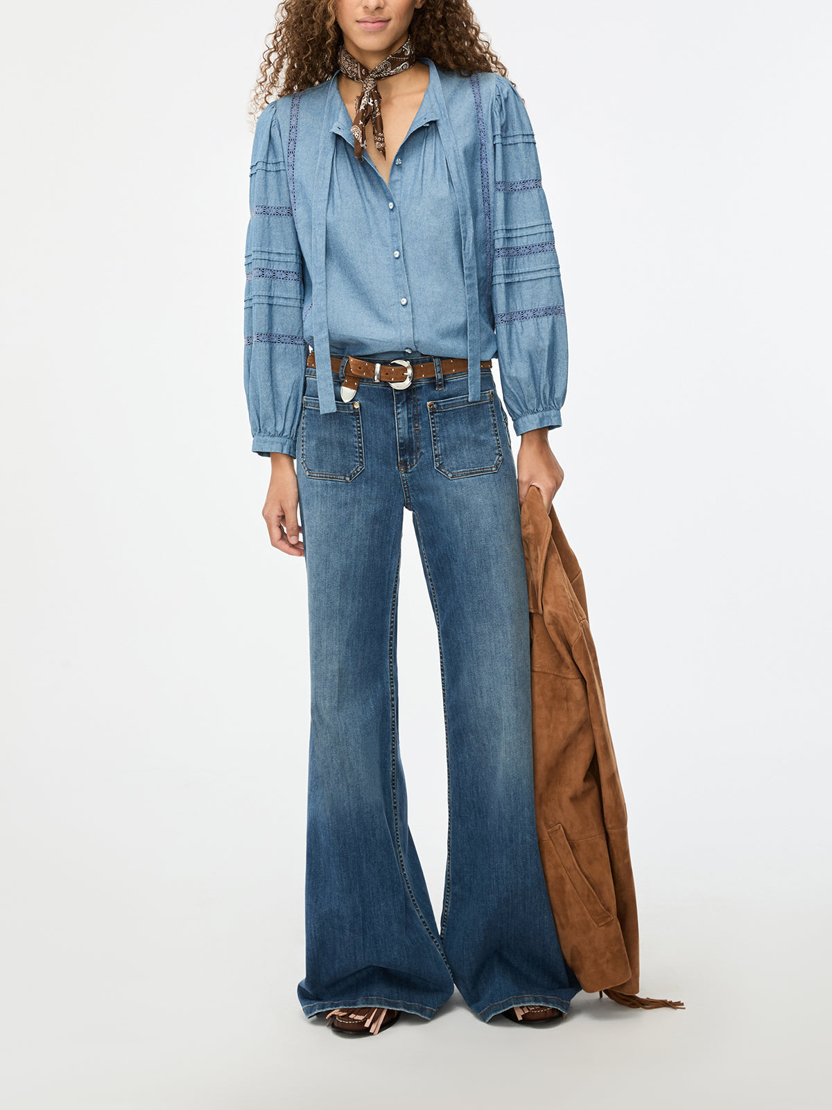 iBlues balloon sleeve lace blouse styled with jeans