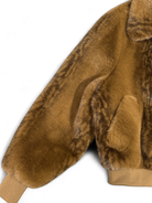 Close-up of soft faux fur texture on Iblues Kartal bomber jacket sleeve