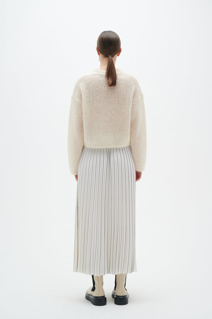  Inwear Nhil Winter White Pleated Maxi Skirt From The Back