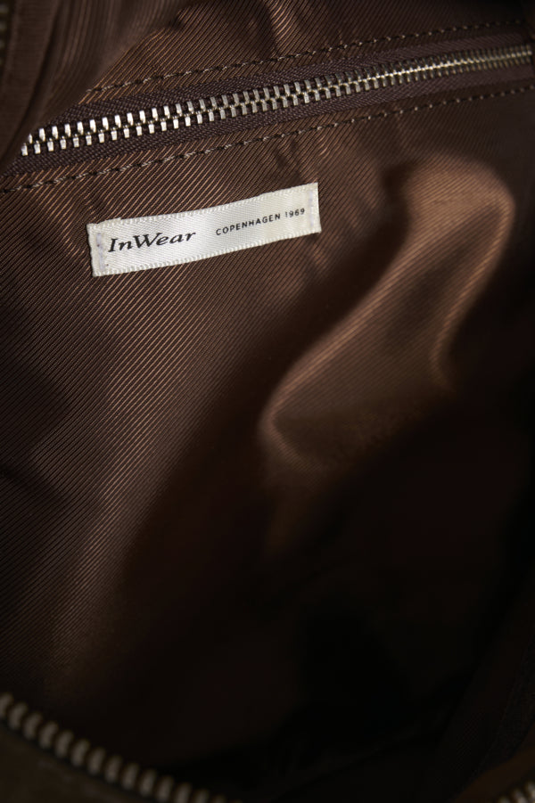 InWear Rasida chocolate brown suede bag interior lining detail