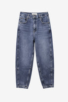 Jane Lushka Nevada blue barrel jeans front denim detail