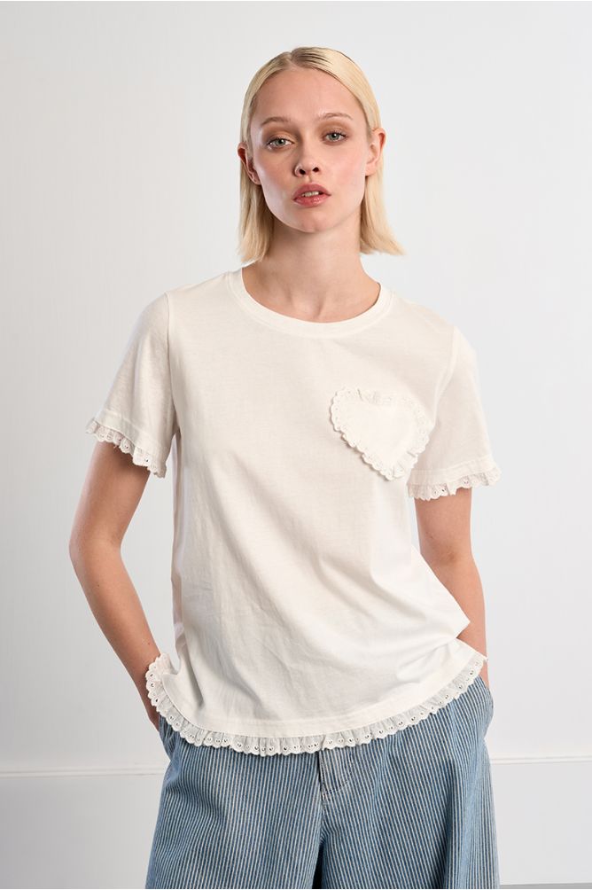 Lili Sidonio cream lace trim heart pocket T-shirt front view
