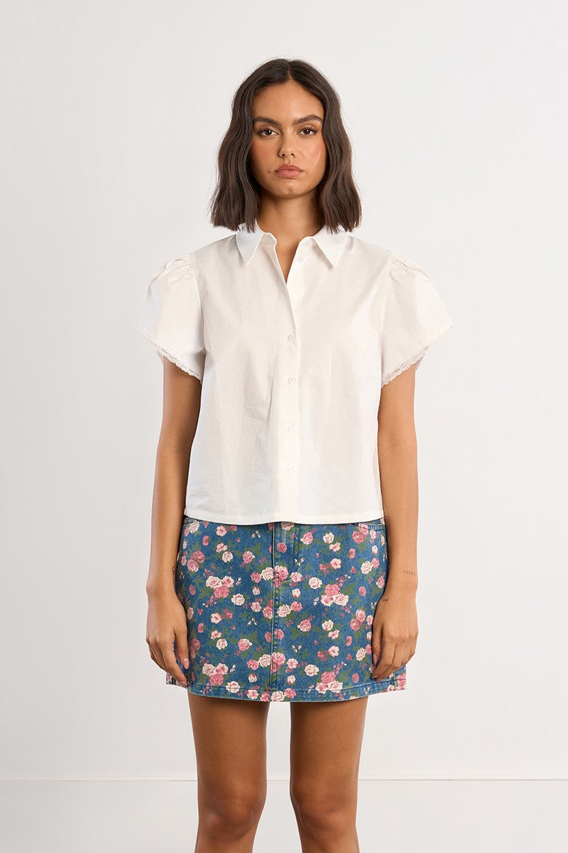 Lili Sidonio short sleeve white shirt front view
