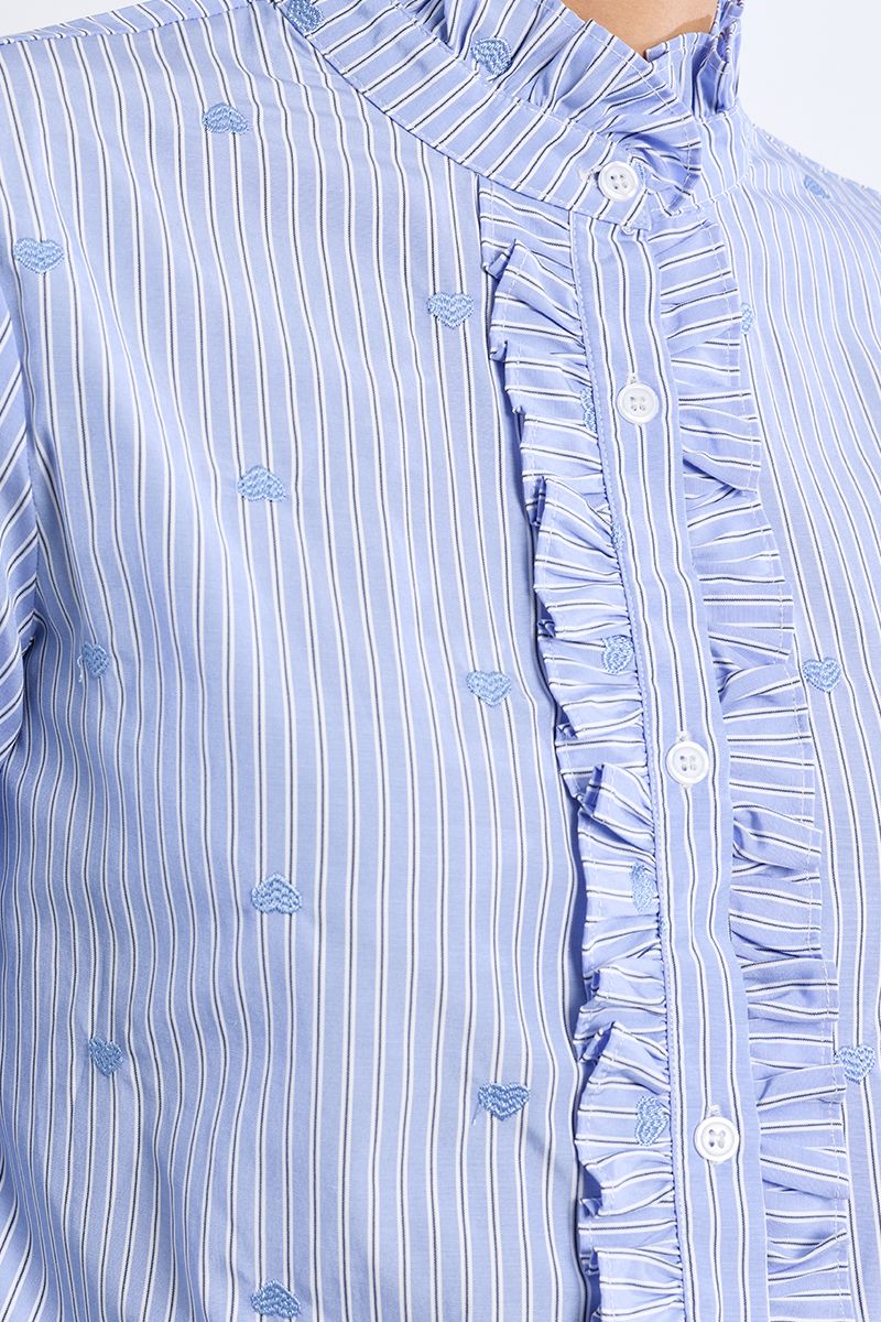 Lili Sidonio blue stripe shirt with ruffle front and heart embroidery – close-up