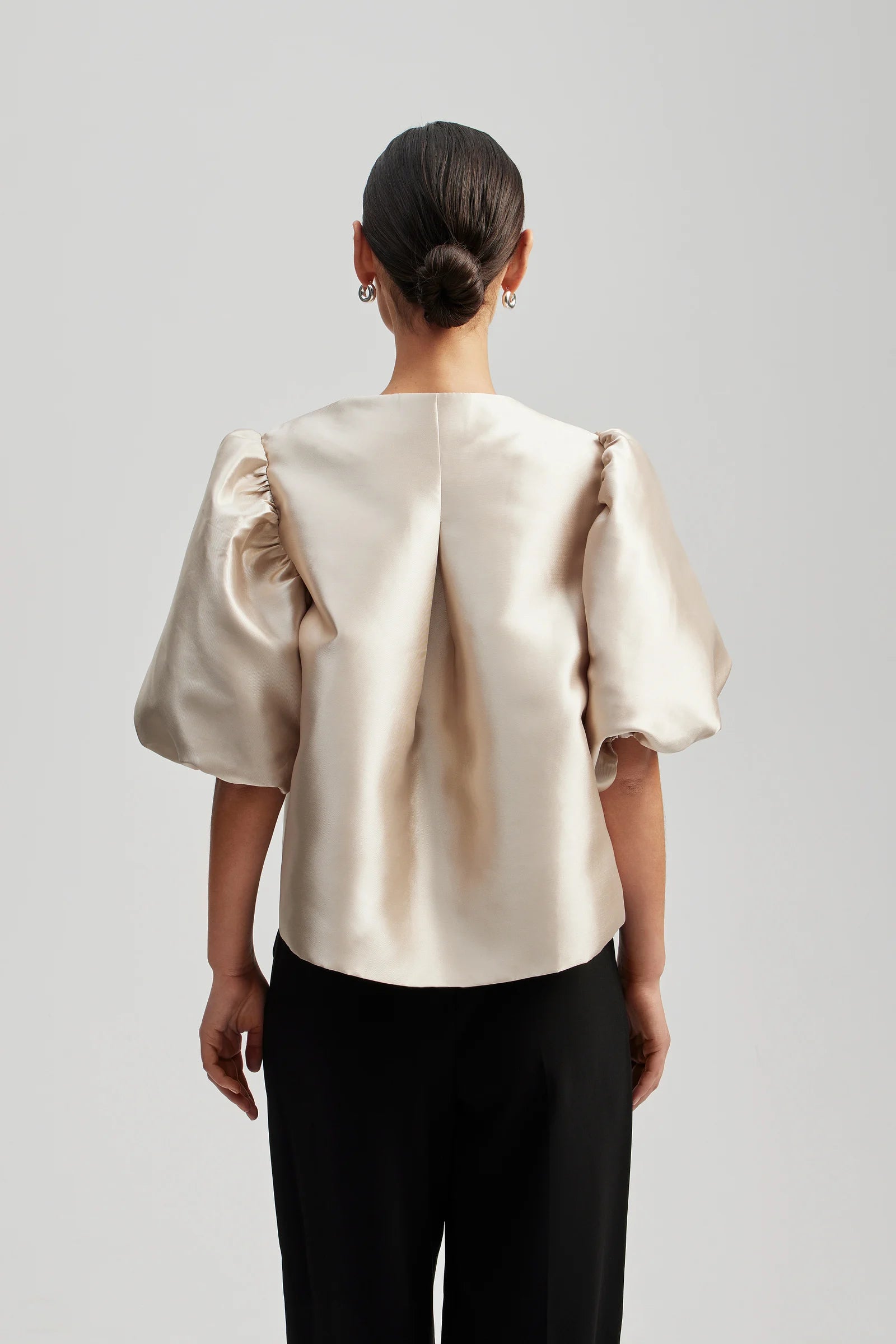 Malina Cleo Beige Blouse With Poufy Balloon Sleeves From Back 