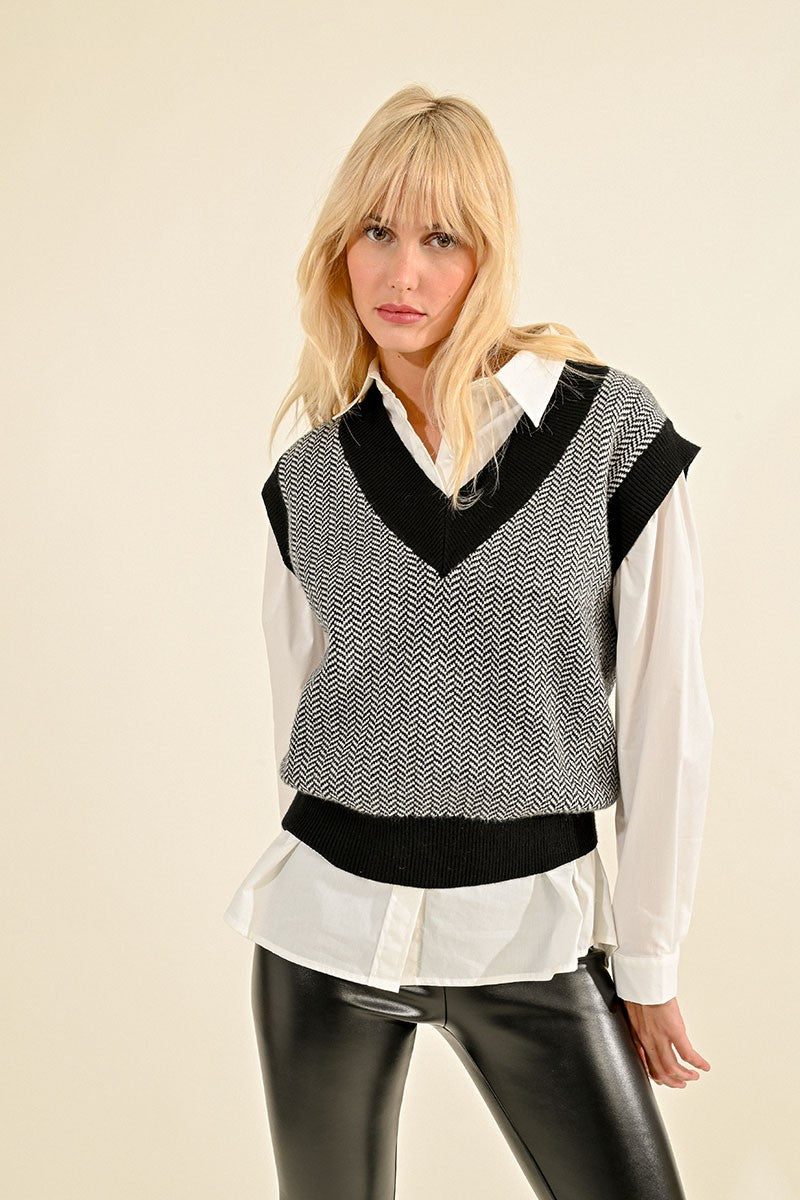 Molly Bracken Sleeveless V-Neck Knitted Gilet Jumper