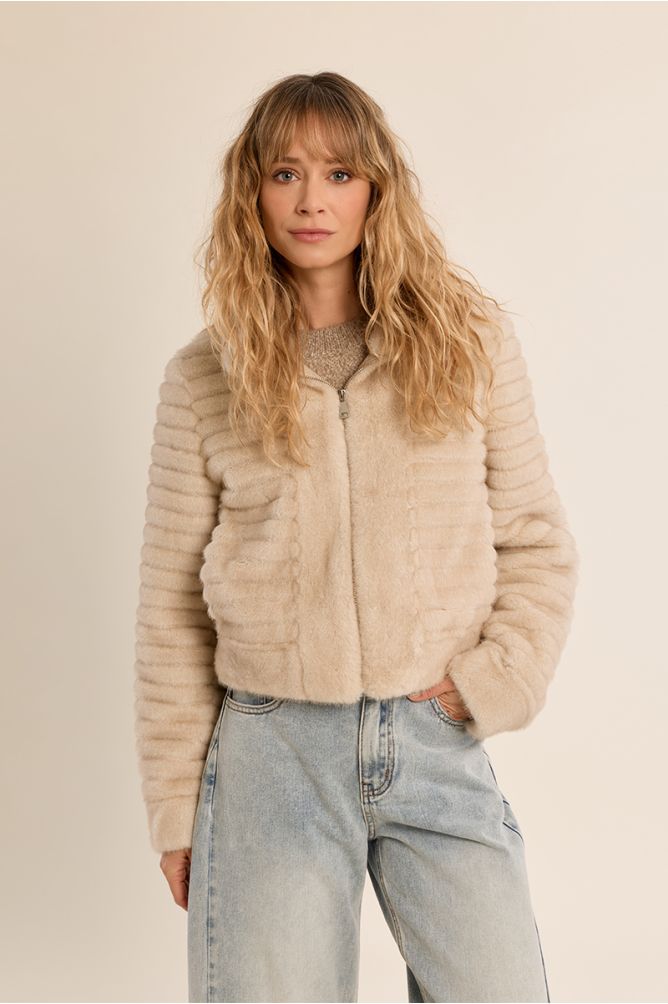  Molly Bracken women’s cream faux fur collared jacket on model