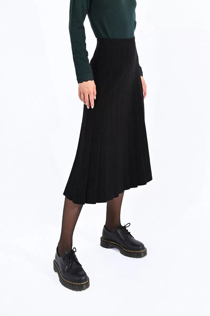 Molly Bracken Long Pleated Black Skirt