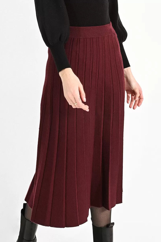 Molly Bracken Long Pleated Black Skirt - Dark Red