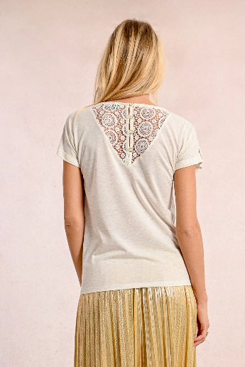 Detailed back shot of openwork lace and buttons on Molly Bracken T-shirt