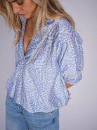 Mosmosh Aleyna Saku Blue Printed V Neck Blouse