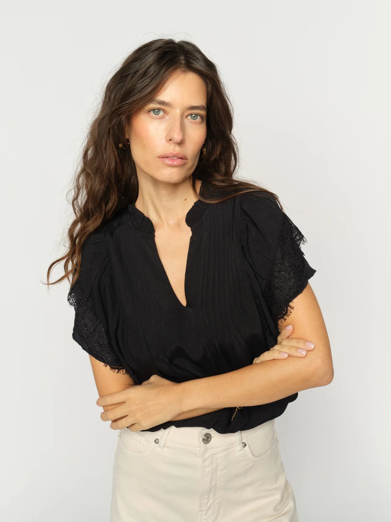 Mos Mosh Wea Flowish black ruffle sleeve blouse lace detail front