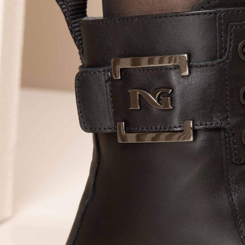 Nero Giardini Black Lace Up Platform Boots