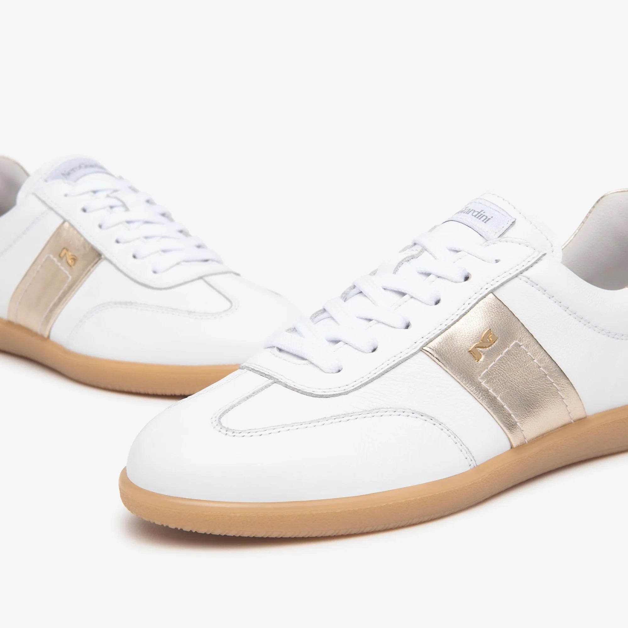 Nero Giardini Leather Sporty Retro Lace Up Trainer In White 