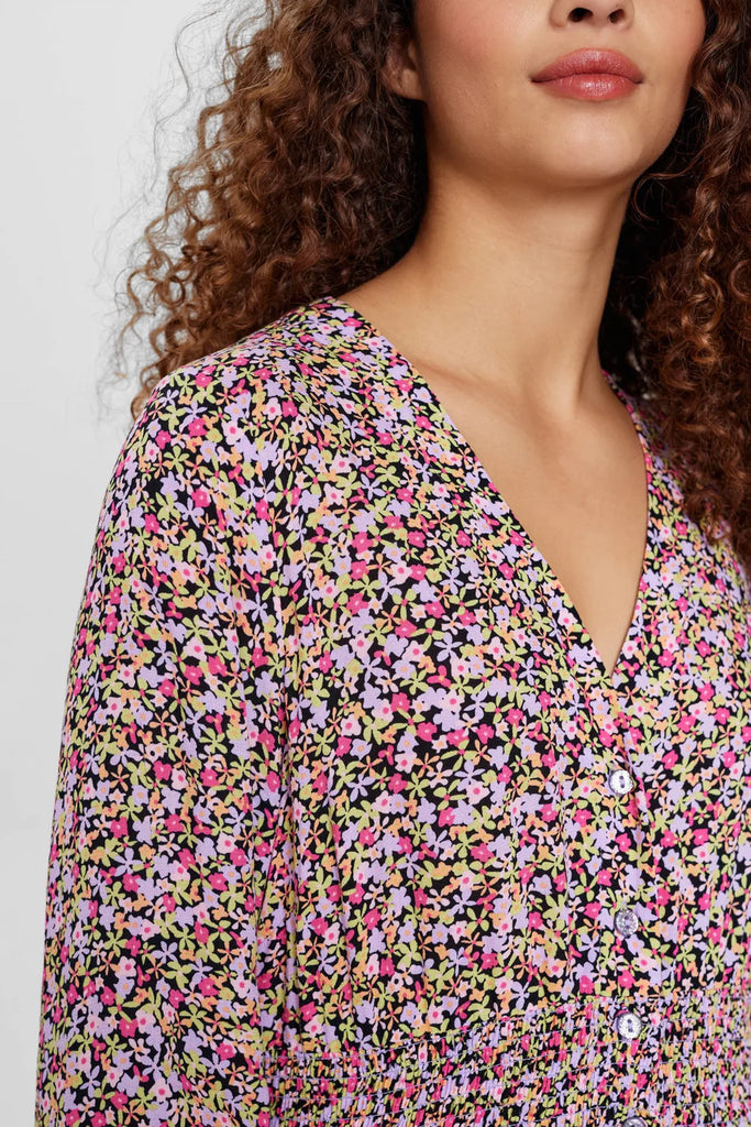 Numph Nuarlene Sara Caviar & Pink Floral Print Maxi Dress With V Neck