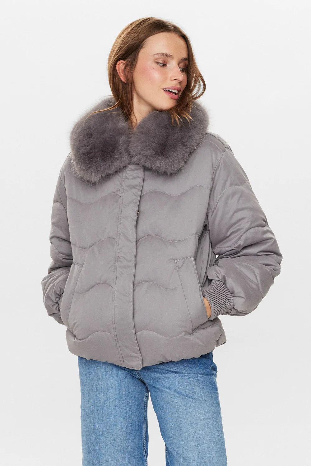 Numph Nuhurda Grey Short Padded Jacket With Faux Fur Collar