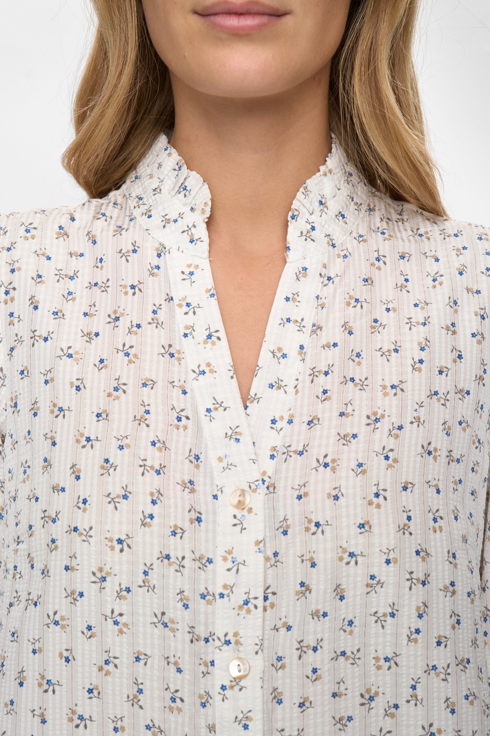 Numph Nufenja floral shirt smocked cuff detail