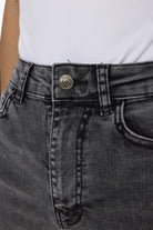 Nümph NuParis black washed jeans close-up showing waistband and button fastening