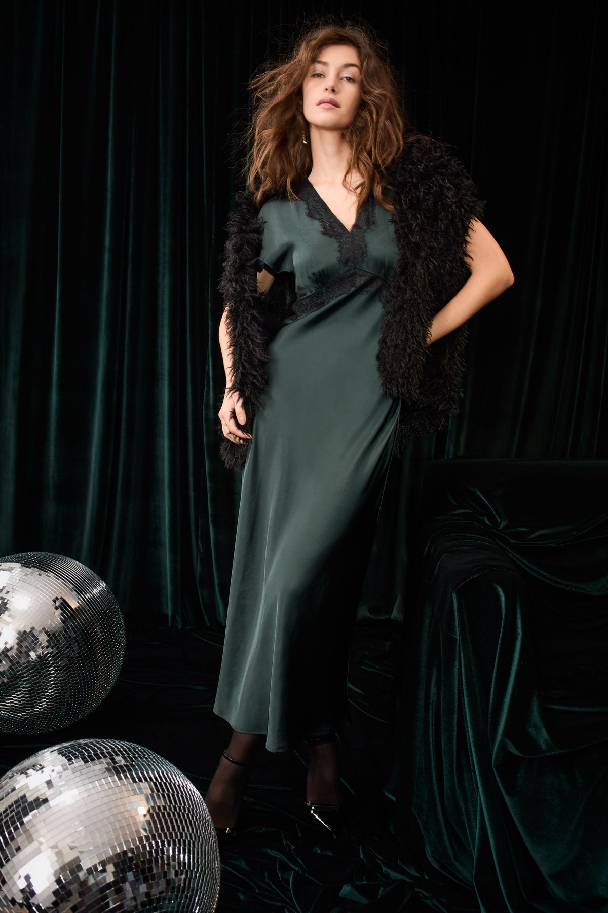Oui green satin lace trim occasion dress – evening styling view