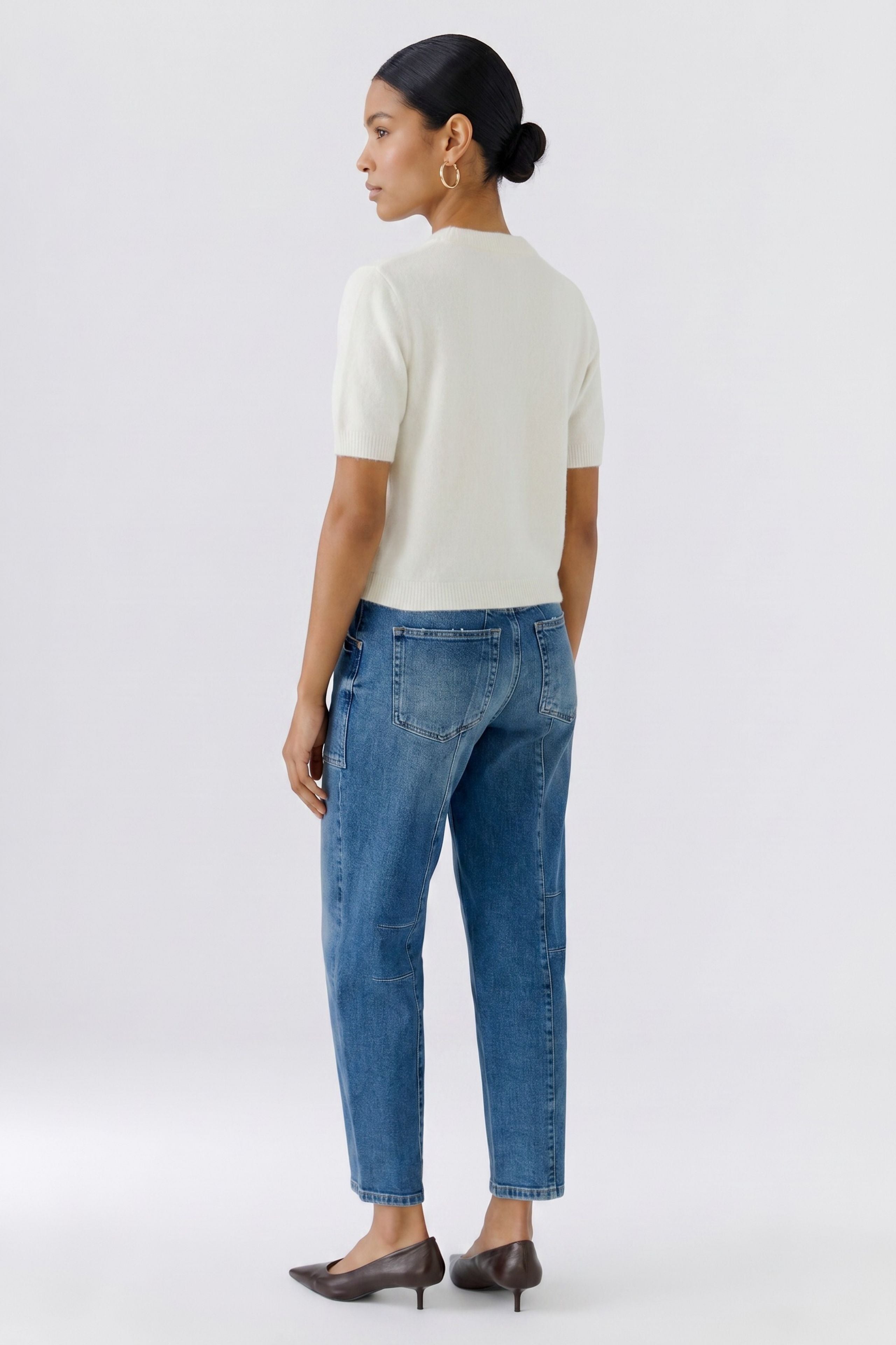 Oui blue barrel leg jeans – back model view