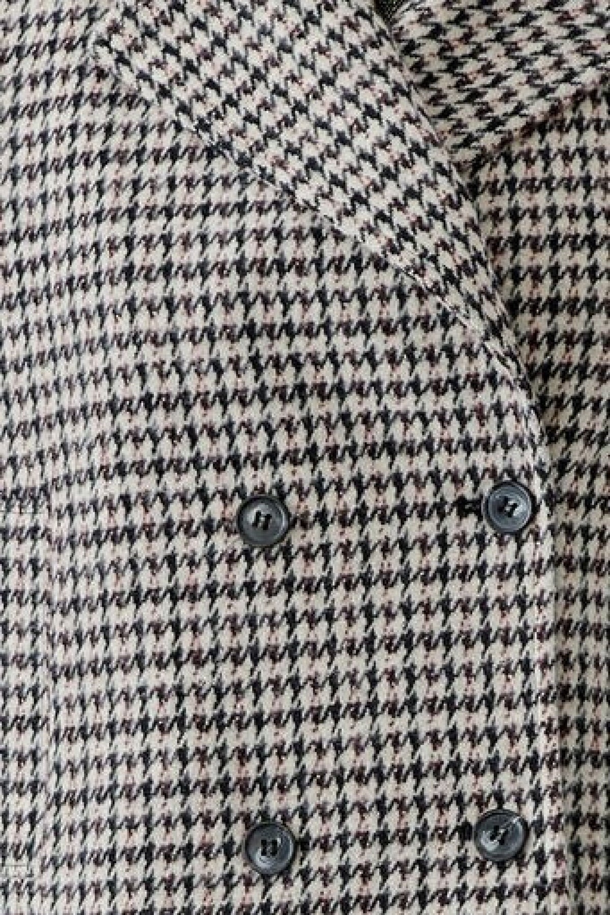 oui brown and stone houndstooth blazer with double-breasted buttons – fabric detail