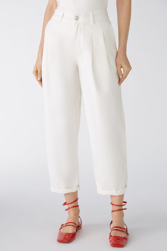 Oui Off White Relaxed Fit Chino Trousers With Rolled Up Hems