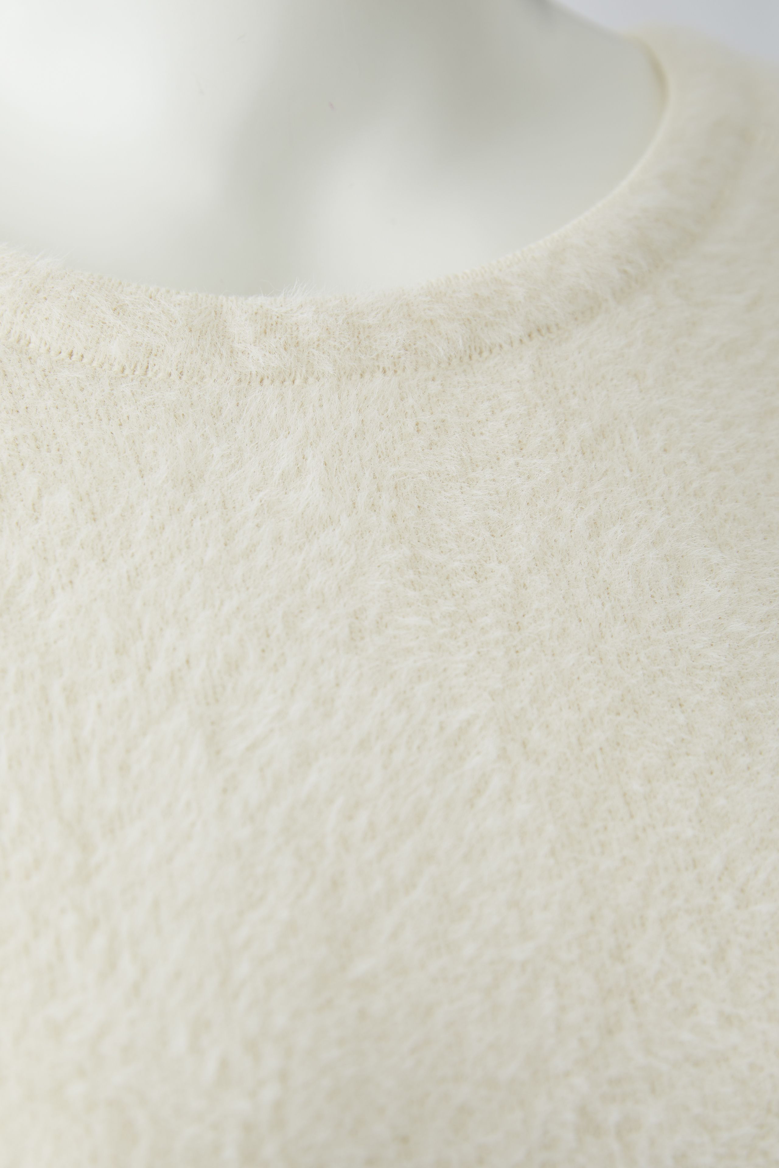 Oui ecru bouclé jumper with smart crew neckline 