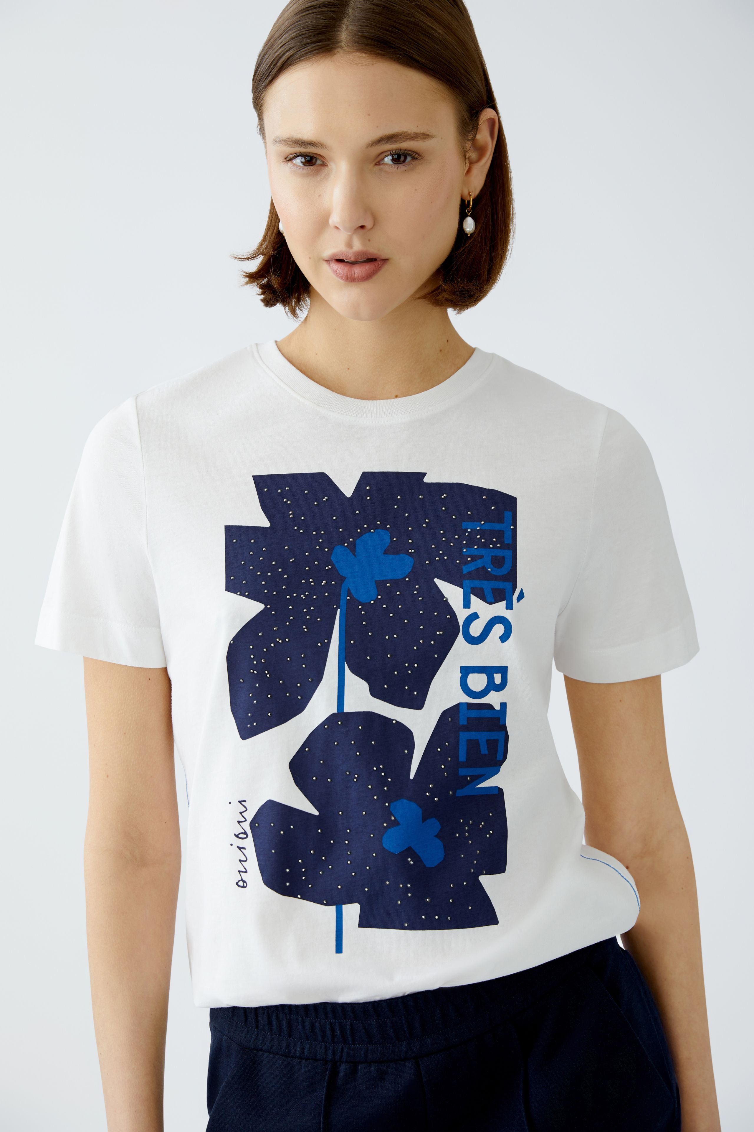 Oui White T-shirt With Blue Flower Motif