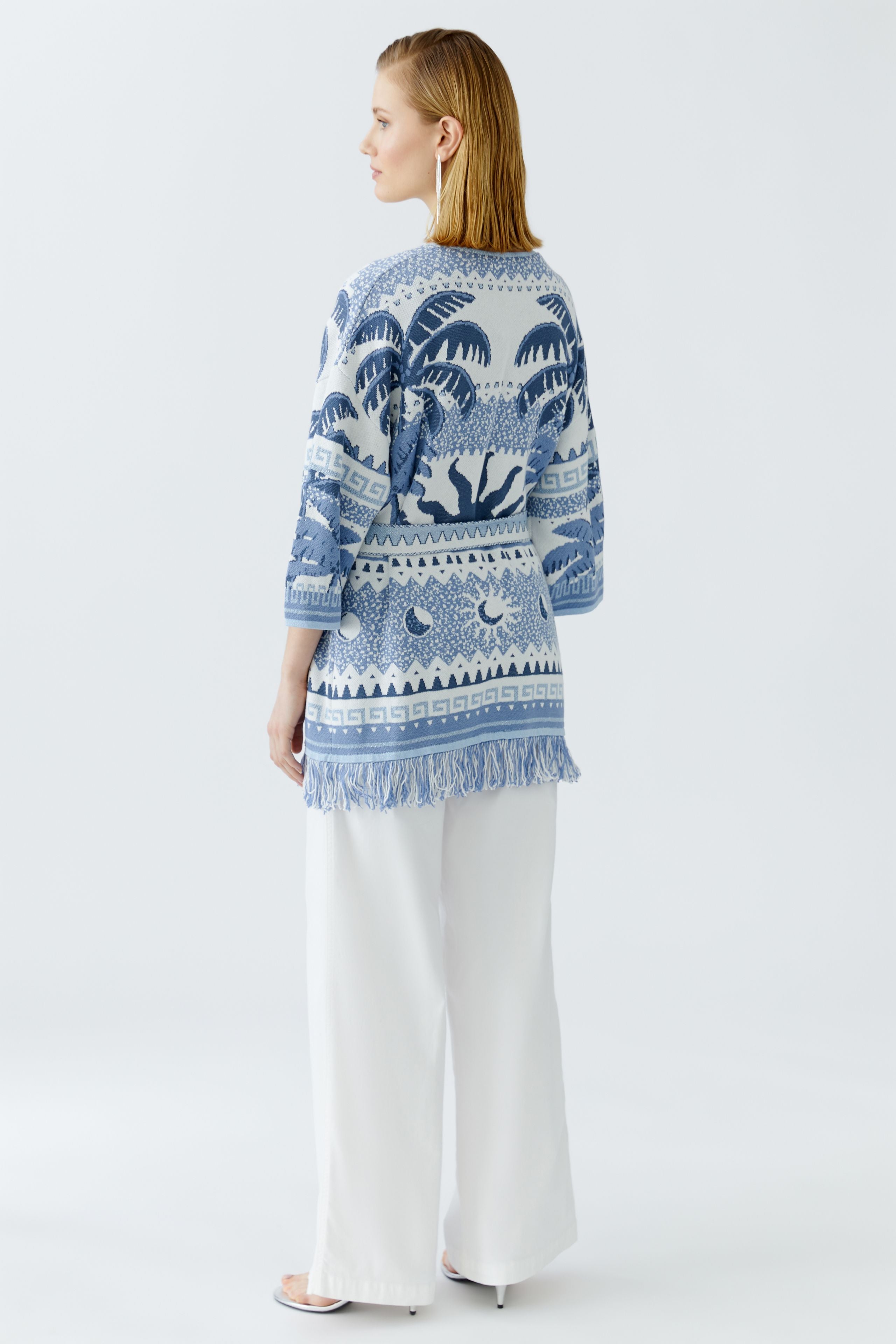 Oversized blue and white jacquard cardigan with belt