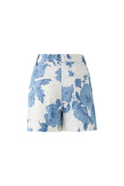Back view of Oui high-waisted shorts in floral cotton
