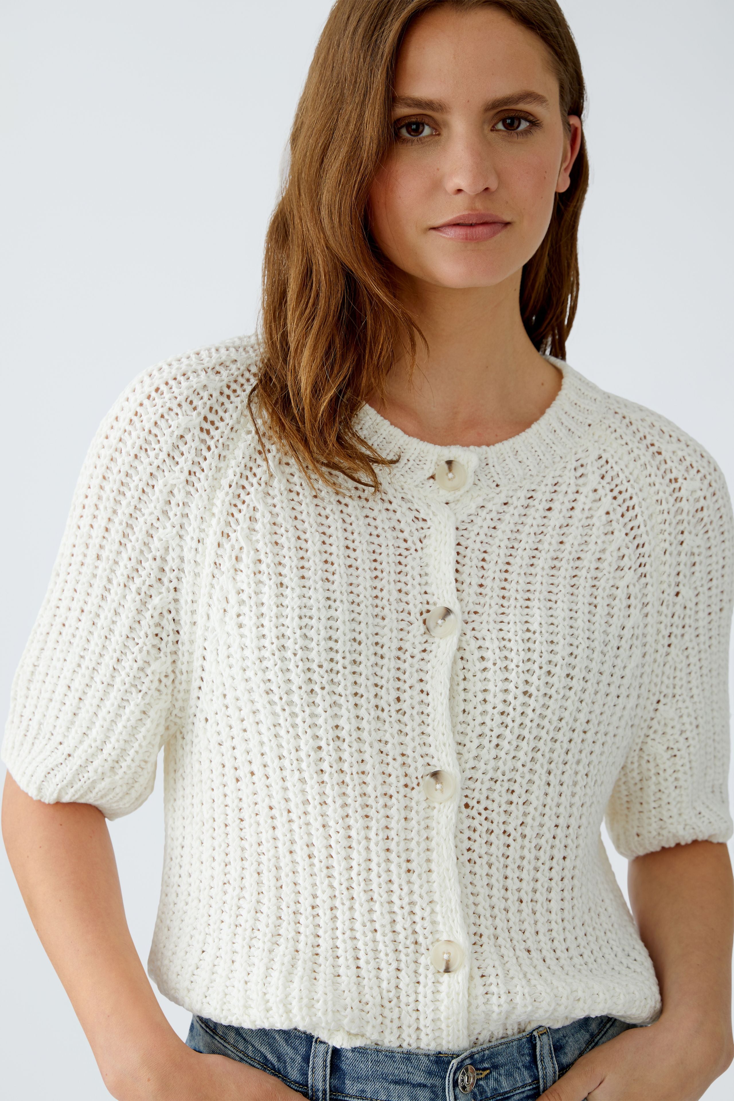 Oui cream cropped ribbed knit cardigan with short sleeves and buttons