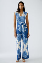 Oui lightweight jumpsuit with oversized floral motif in blue and white